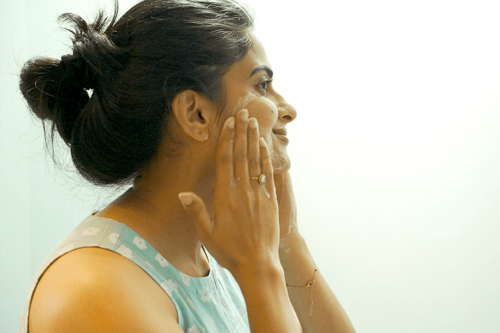 Monsoon Skin Care Routine: Steps, Tips & Mistakes to Avoid
