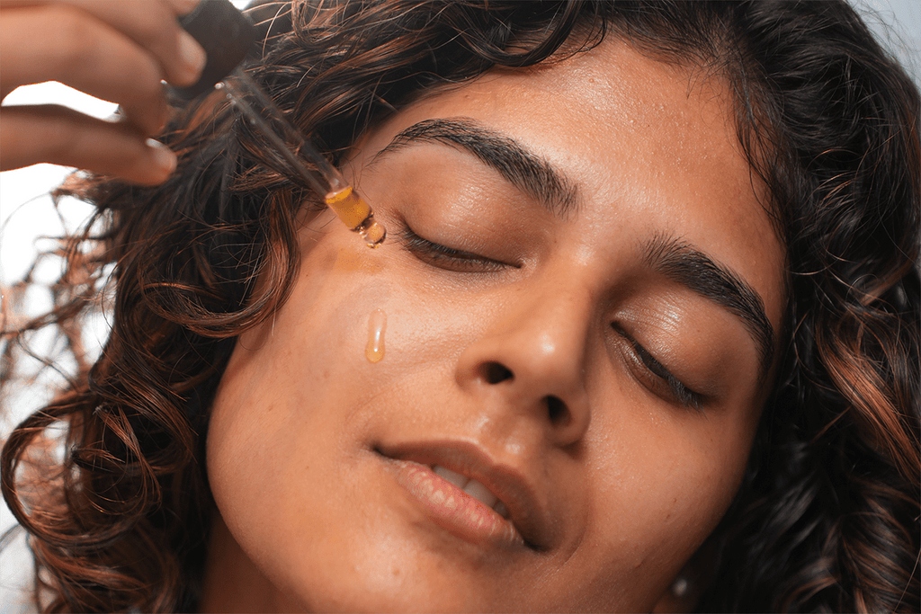 How to Use Face Serum: A Complete Day and Night Guide